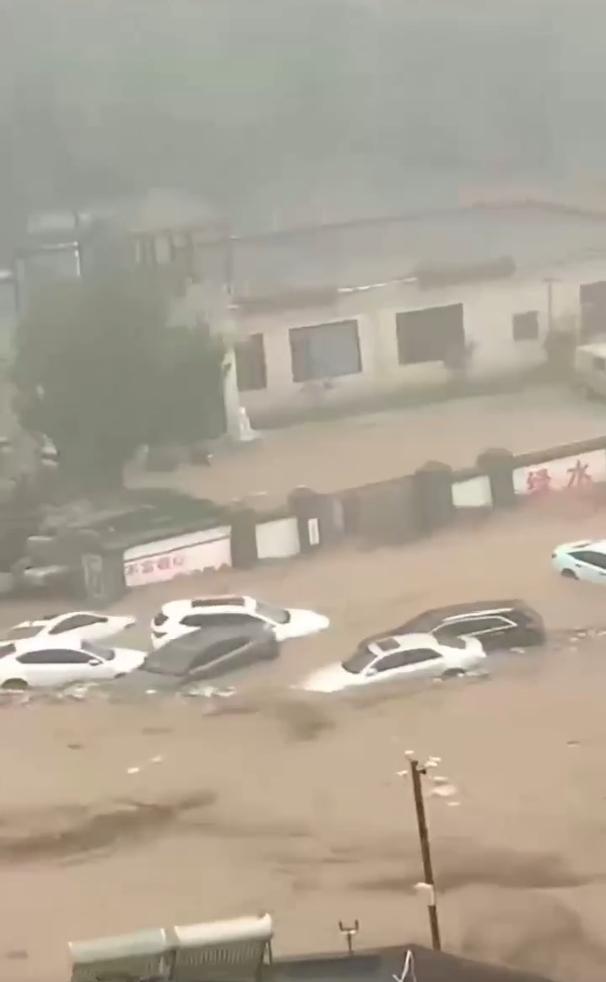 现场直播：智利7.5级大地震后发布海啸预警