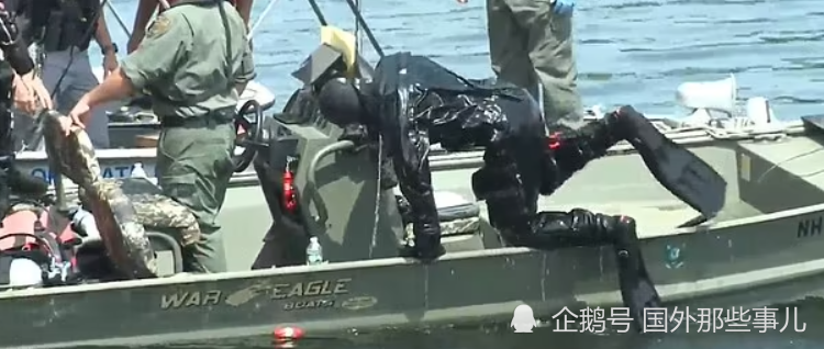 南非当局在一条河里发现了三名失踪警察的尸体